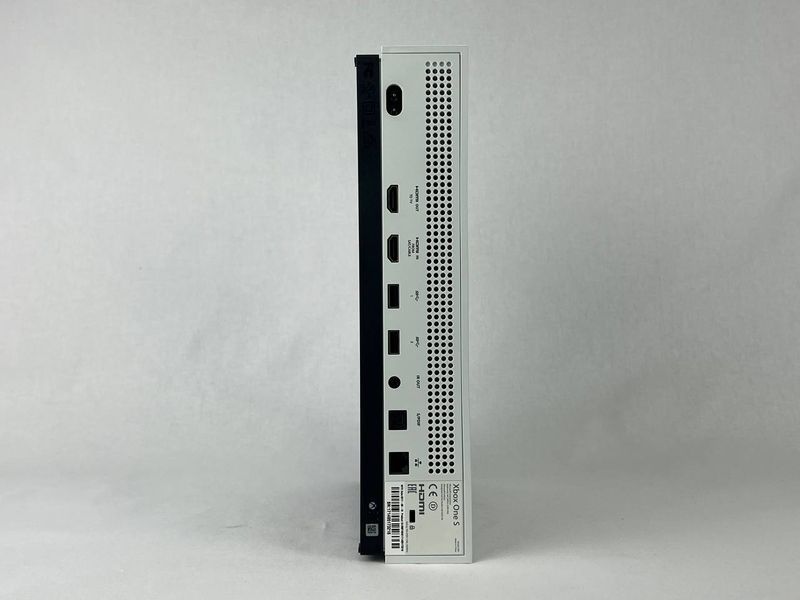 Консоль Microsoft Xbox One S 500GB White Б/У + Геймпад Бездротовий Version 2 832 фото