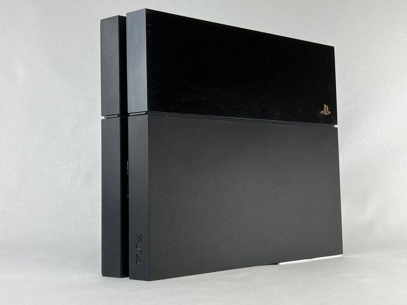 Консоль Sony PlayStation 4 500GB Black Б/У + Геймпад Бездротовий DualShock 4 Version 1 170 фото