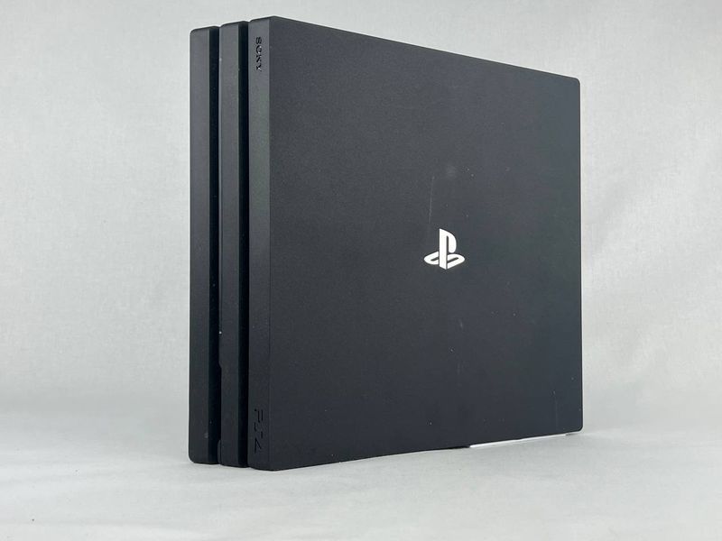 Консоль Sony PlayStation 4 Pro CUH-70-71xx 1TB Black Без Геймпада Б/У 895 фото